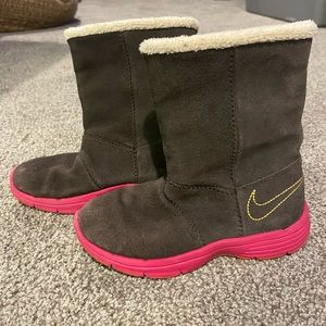Toddler girl size 11 Nike leather boot brown and pink